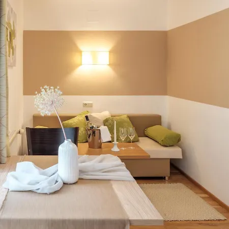 Im Naturpark Almenland Lägenhet